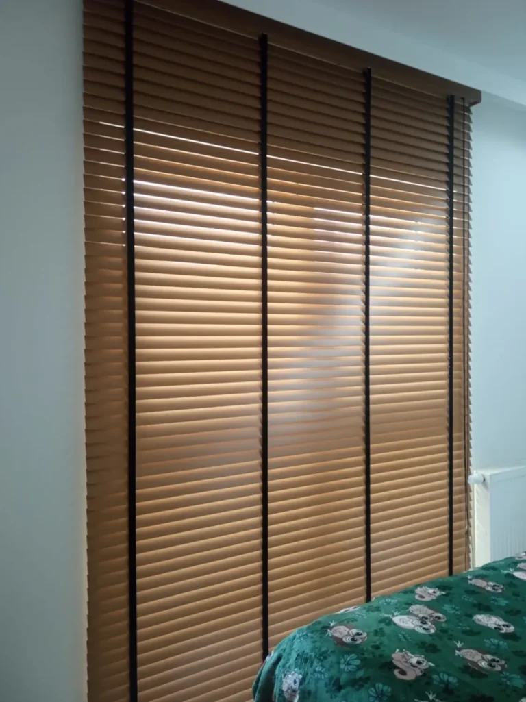 Żaluzje drewniane - Agmart producent żaluzji